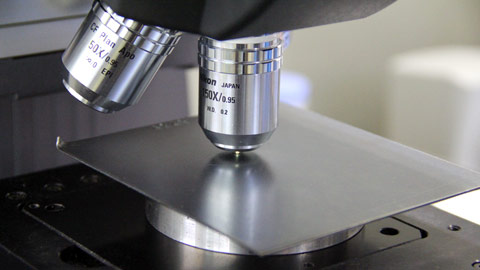 レーザー顕微鏡での膜厚測定